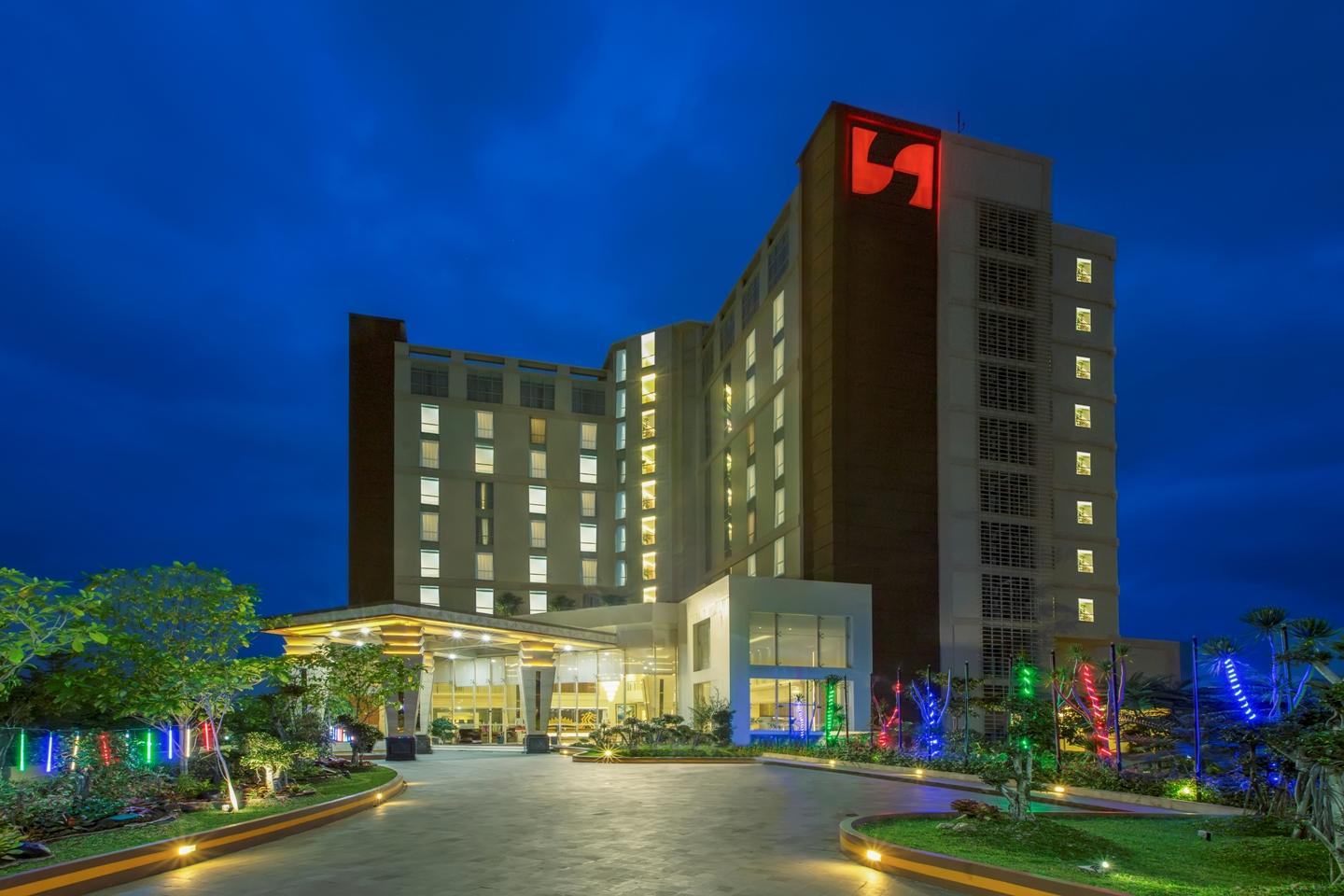 Swiss-Belhotel Lampung Bandar Lampung Exterior foto
