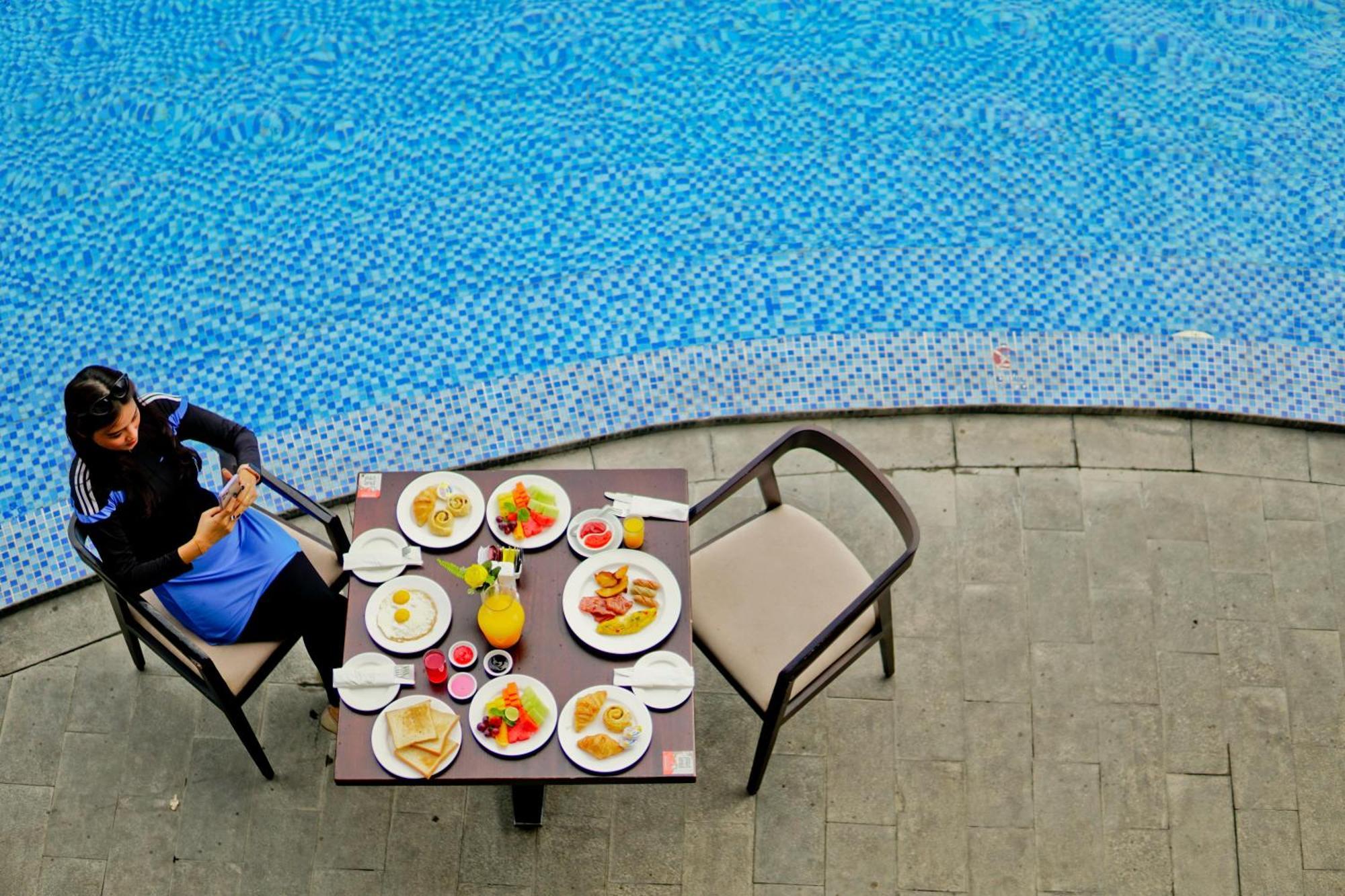 Swiss-Belhotel Lampung Bandar Lampung Exterior foto